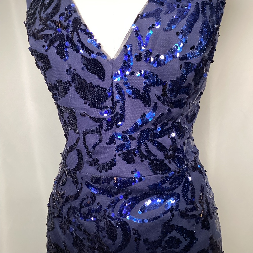 1641. Eliza J Navy Sequin Midi Dress Size EUC